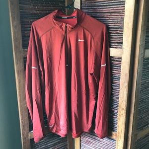 Dry fit running top. Nike